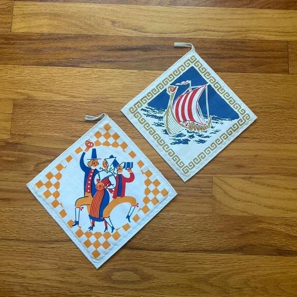 Set of 2 Vintage Made in Sweden Pot Holders Norse Viking Ship Swedish Souvenir